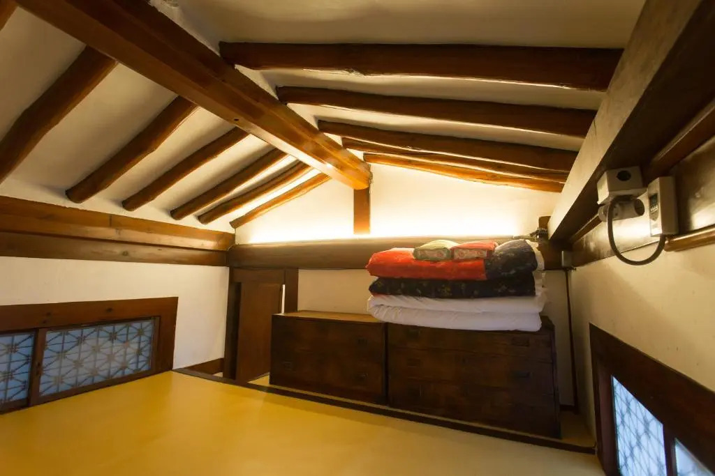 Hanok1957