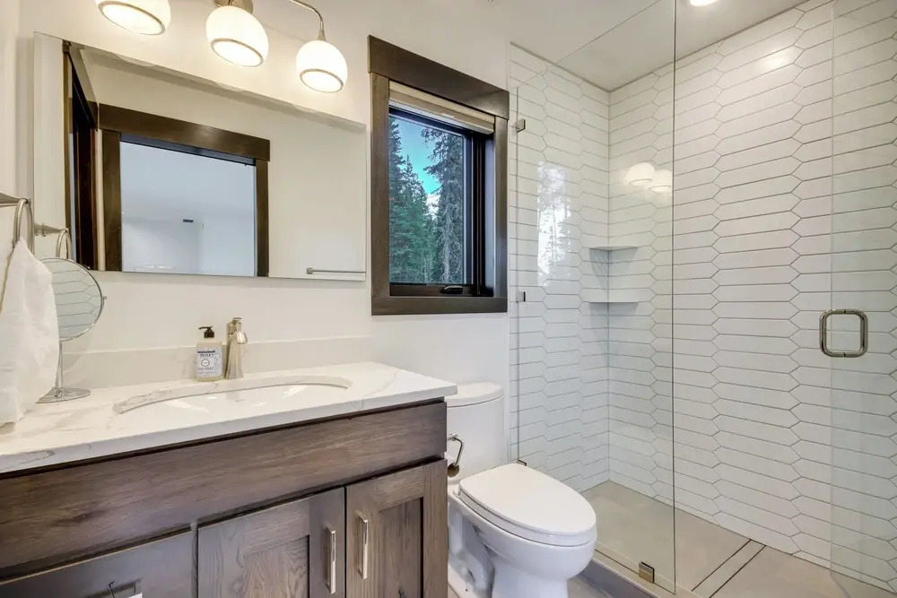 2 Mi to Big Sky Resort: Luxe Mtn-view Retreat!