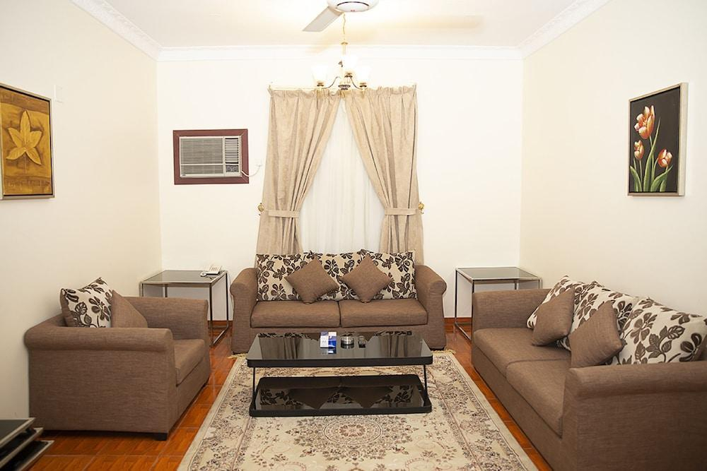 Manazel Tabuk Hotel Apartments
