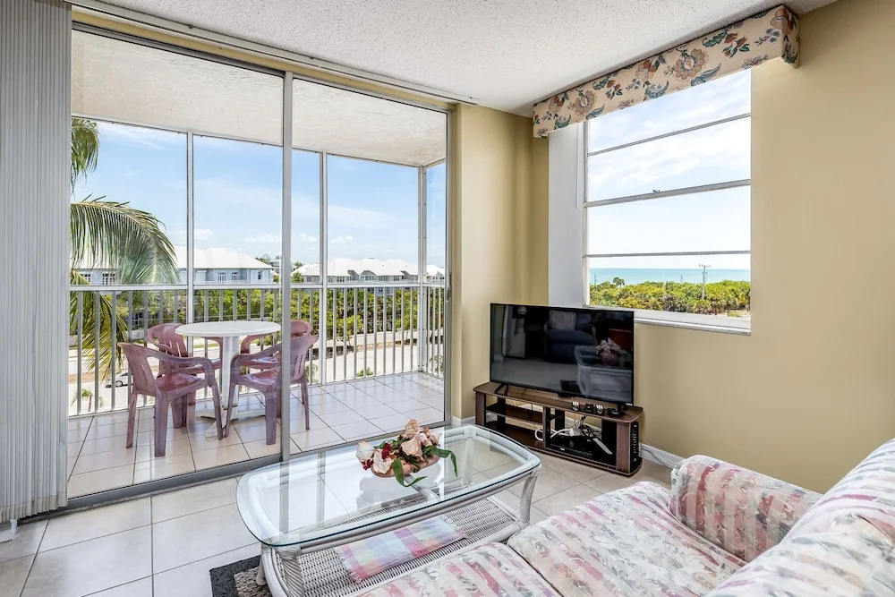 Bonita Beach & Tennis 2706