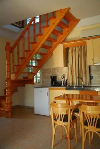 Sirines Studios And Apartments