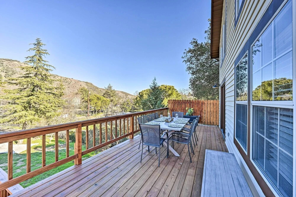 Inviting Julian Home w/ Scenic View & Hot Tub