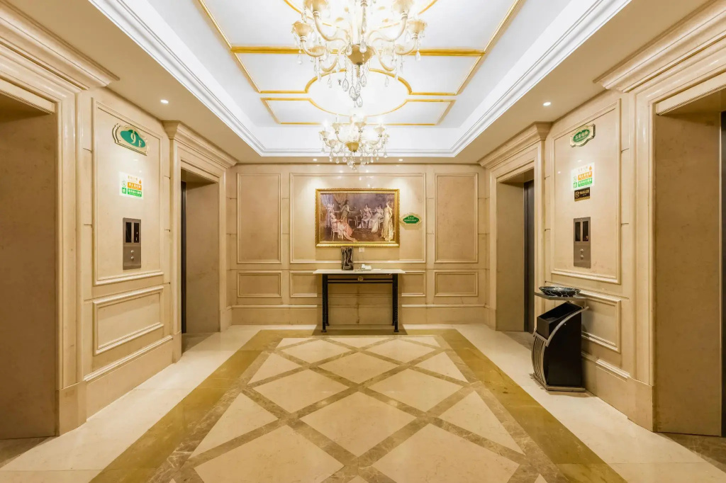 Vienna International Hotel Changzhou Railway Station