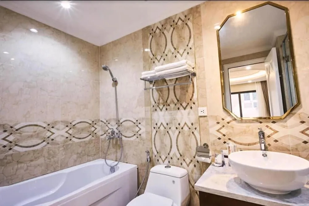Golden Tree Hotel & Apartment