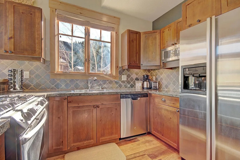 6552 Settlers Creek Townhomes