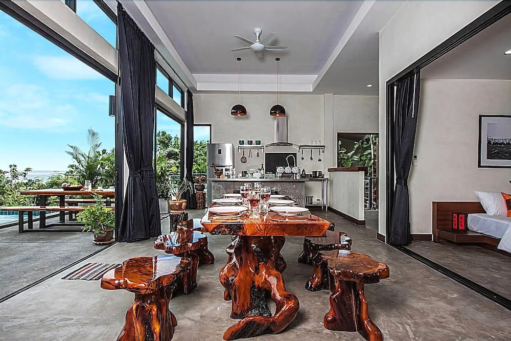 Paritta Sky Villa A 2 villas with 3 beds each