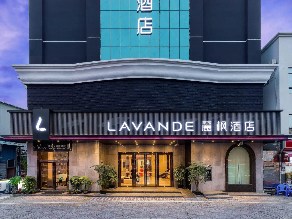 Nanzhou Hotel