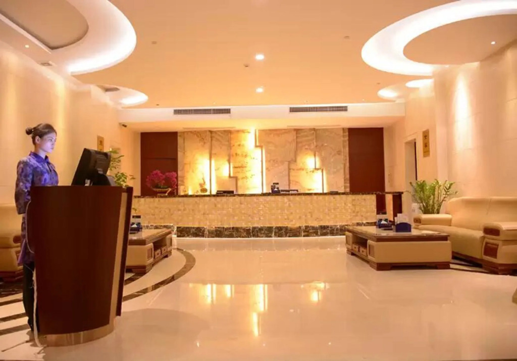 Avant-Garde Hotel