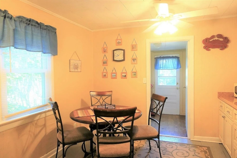 Crab Shack - 2 Br Home