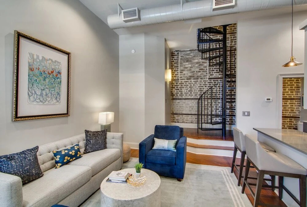 563 King Signature Apartments