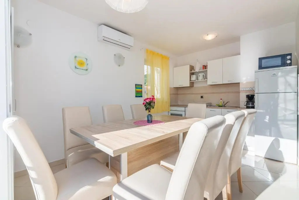 Apartment Mimoza 6, Baska, Krk