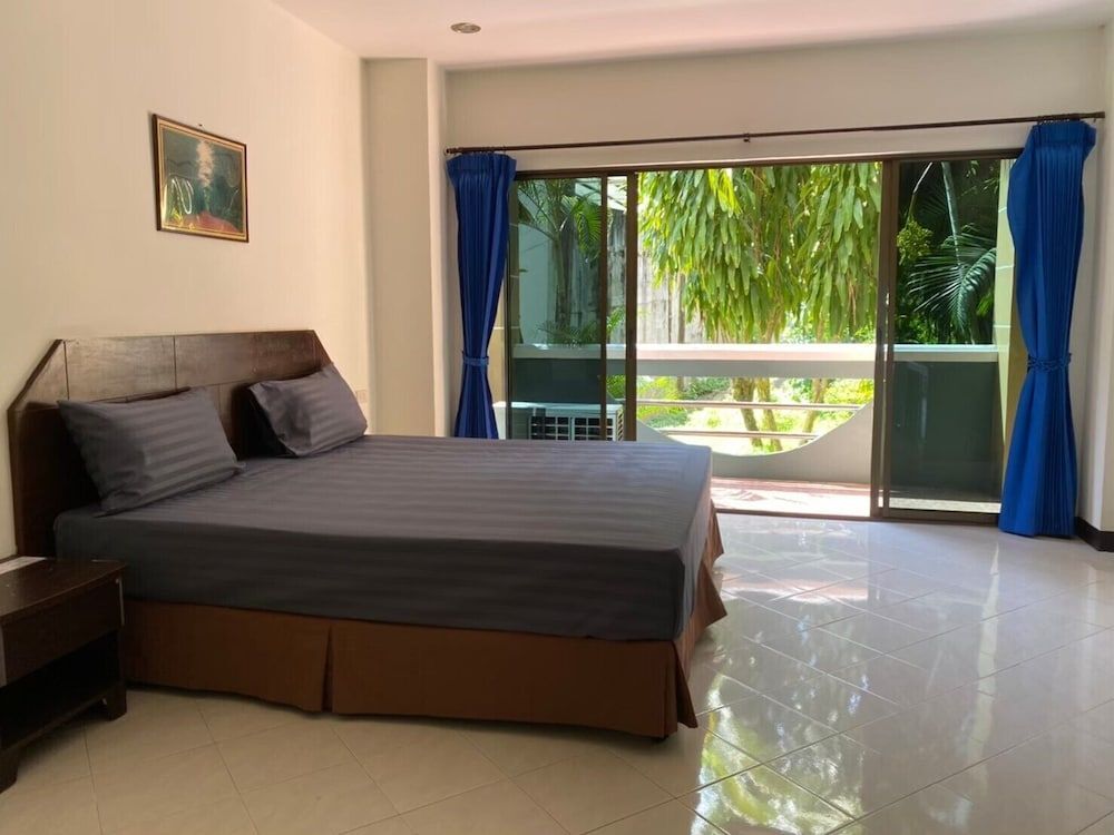Royal Residence Hotel