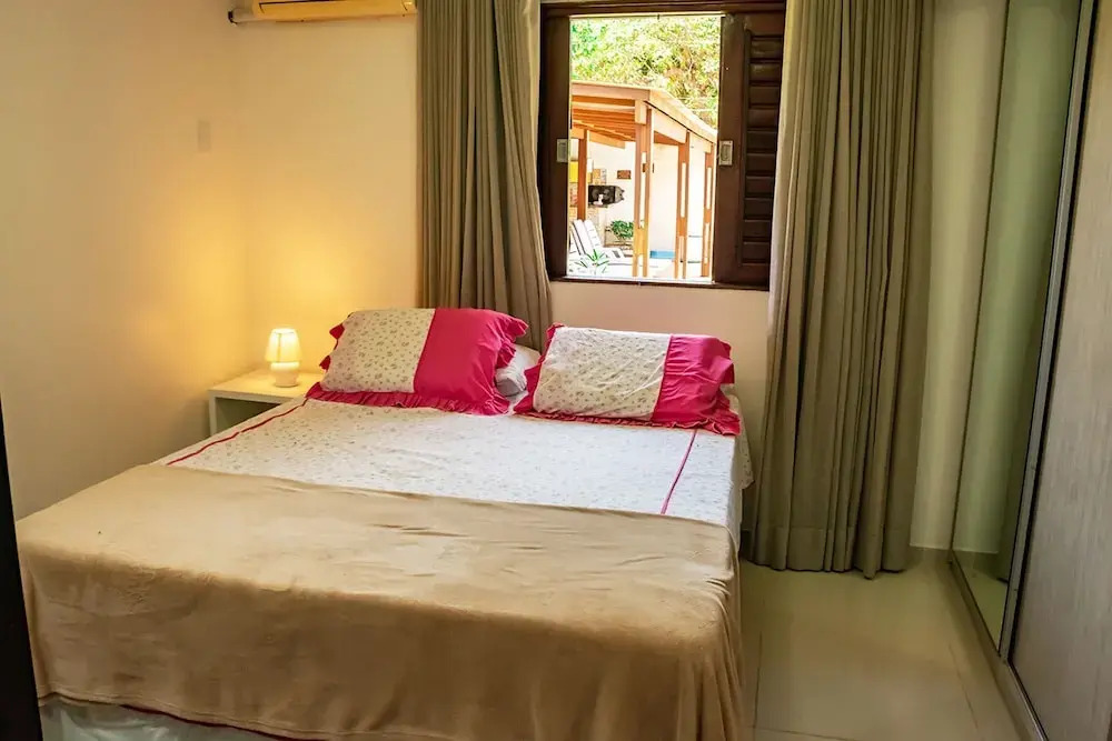 Casa em cond fechado em Barra de Santo Antonio AL
