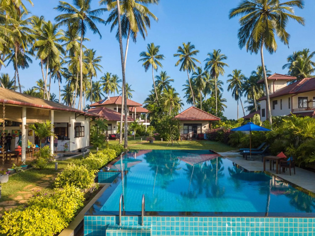 Lanka Beach Boutique Bungalows & Grand Villa