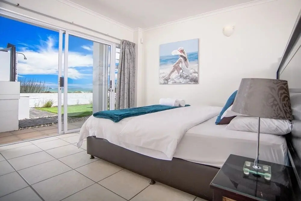 Sensiri Orca Beach Villa