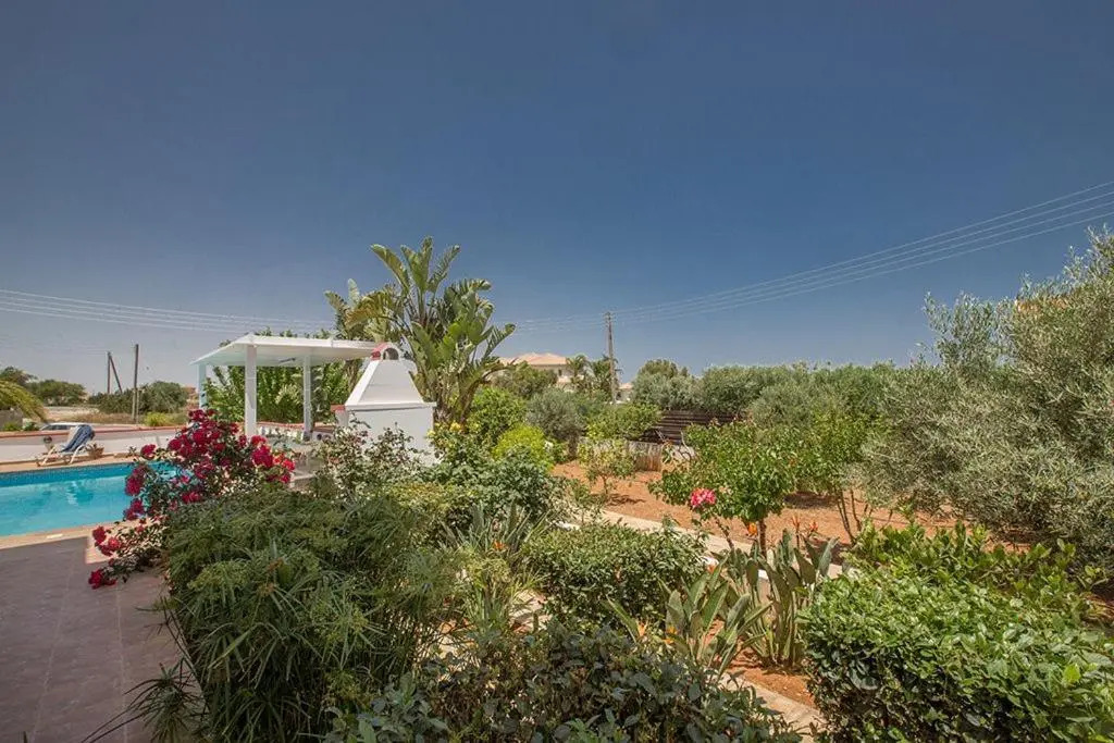 Villa Akefalo - Beautiful 3 Bedroom Protaras Villa With Private Pool