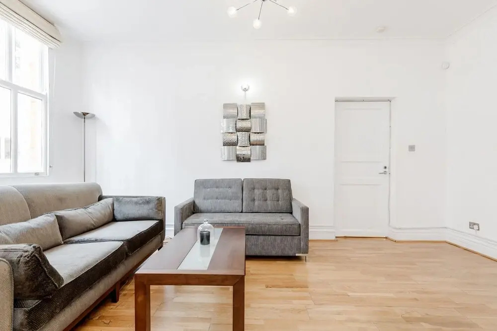 Earls Court Road Apartments