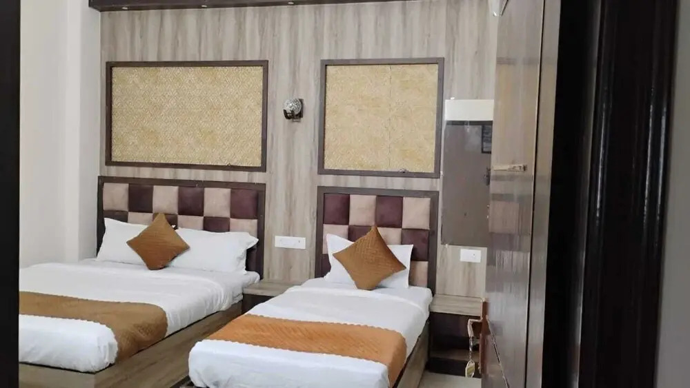 HOTEL Dev Vanshi Palace