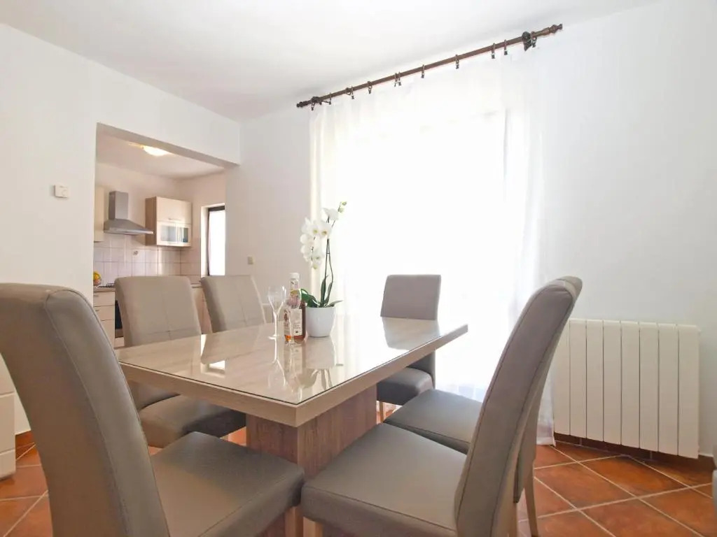 Apartments Sandra 1335