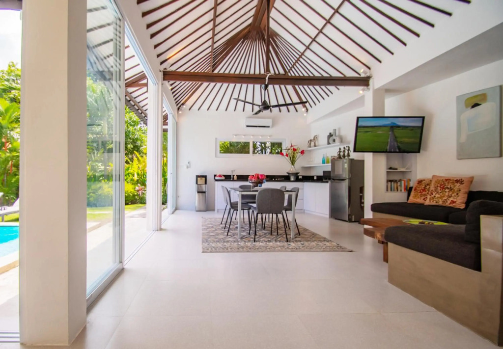 Villa Sitara, Sitara Villa Group