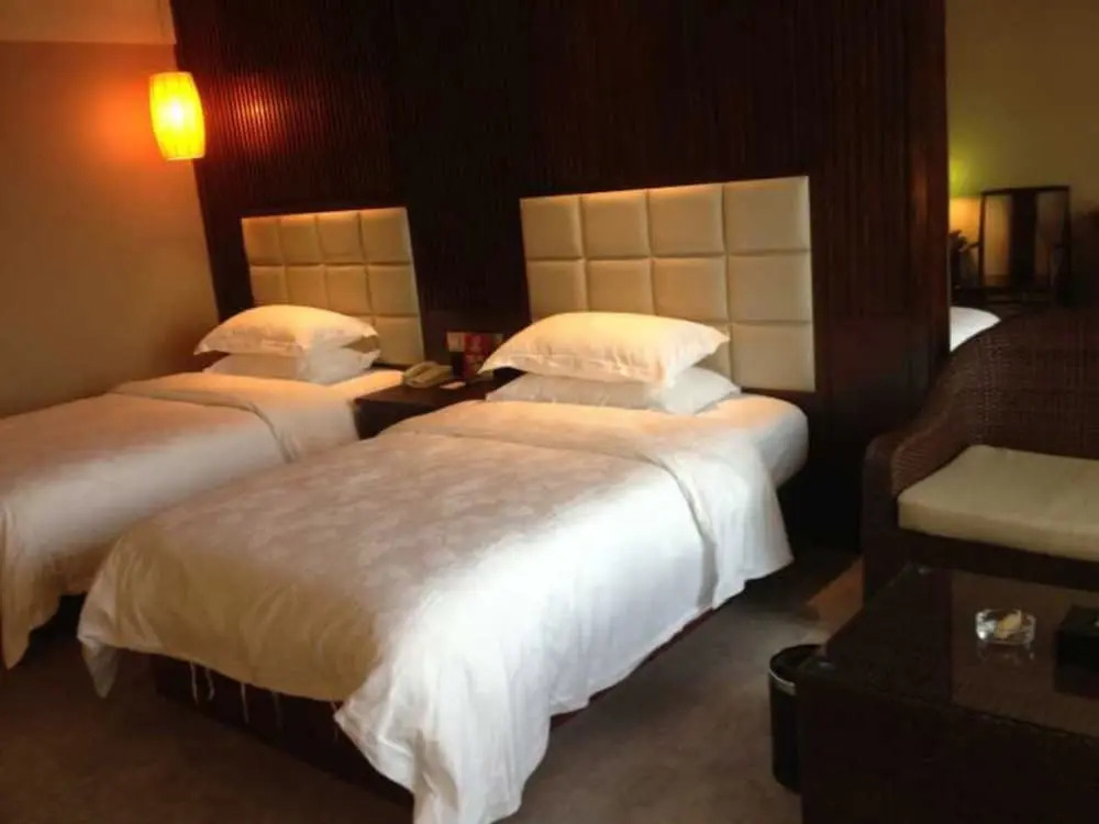 Fuzhou Dongbai Hotel