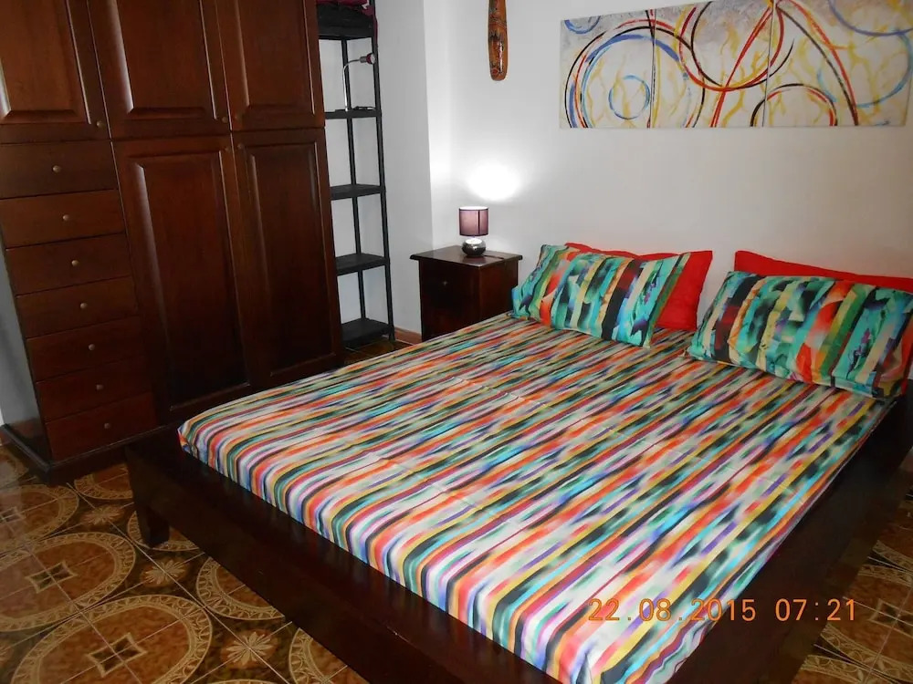 Suite Afrika, Mondello, Palermo