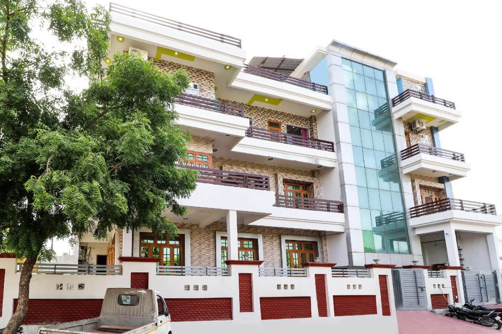 OYO 43937 Sahara Homestays