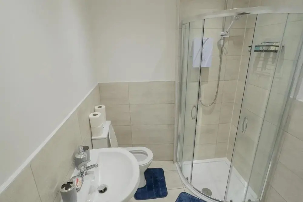 2br-sleeps5-citycentre-ws98