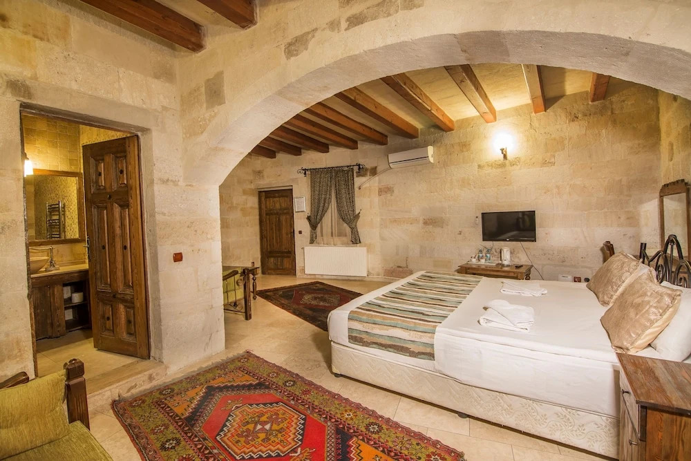 Dervish Cave House & Restaurant