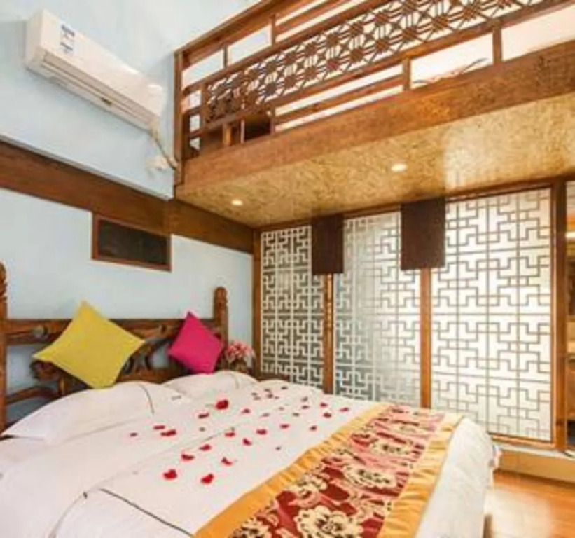 Lijiang Yunfeiyang Inn