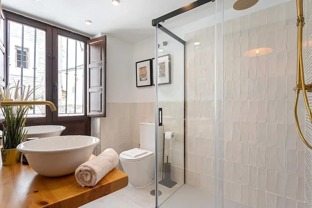 Luxury House in Granada Center. Reyes II
