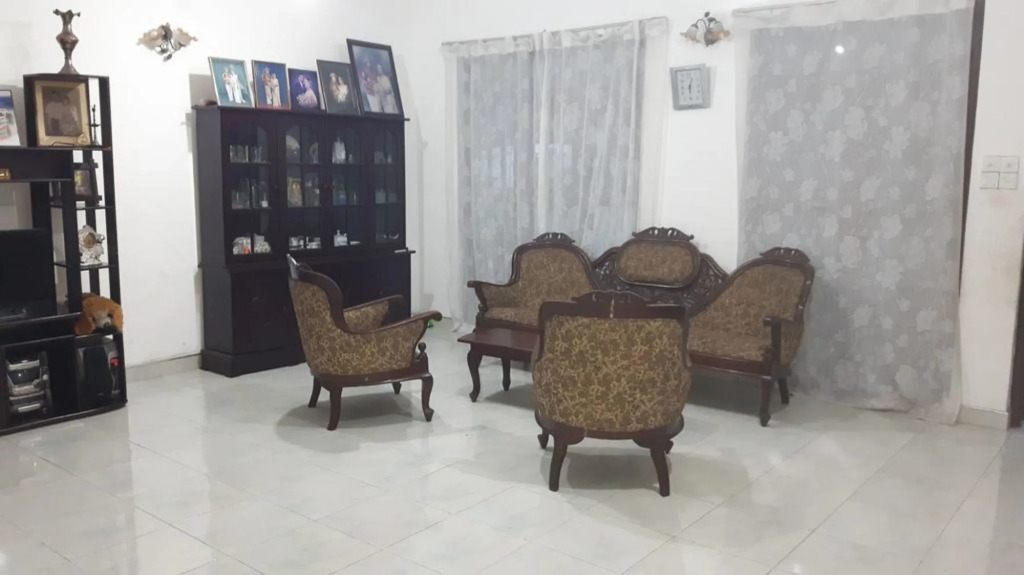 Gamage friendly home