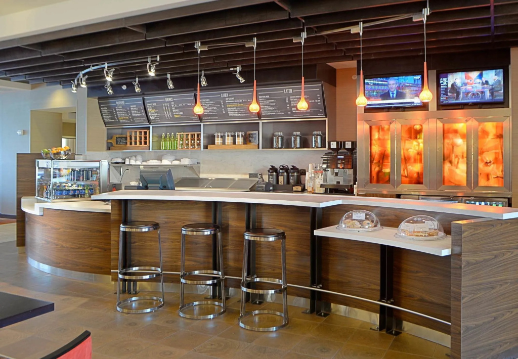 Courtyard by Marriott Muncie at Horizon Convention Center