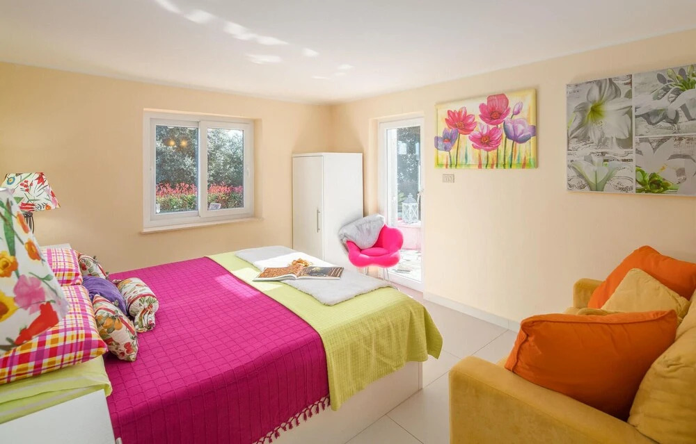 Nice Apartment in Ravni With Wifi and 2 Bedrooms