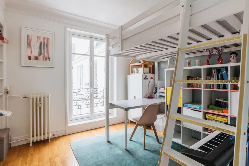Beautiful apartment for 6 pax Near Eiffel Tower by GuestReady