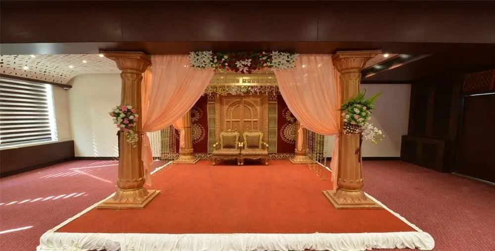 Hotel Aum Regency