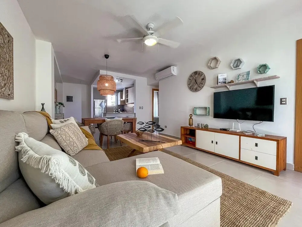 Beautiful Condo Just Steps Away From the Beach