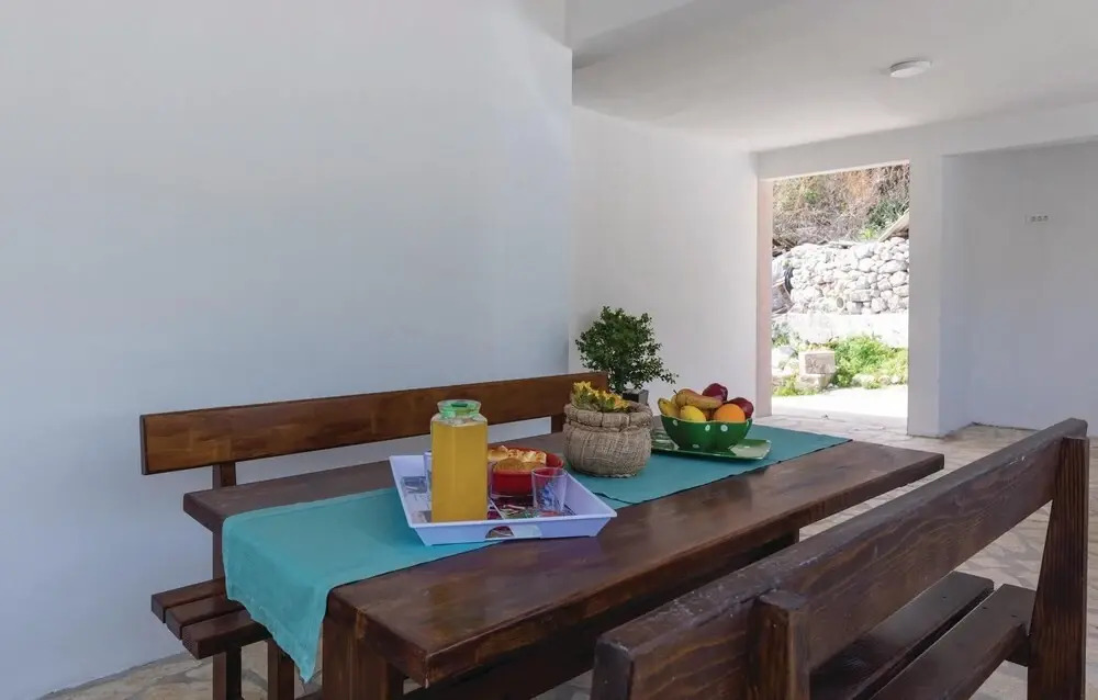 Amazing Home in Ploce With Wifi and 2 Bedrooms