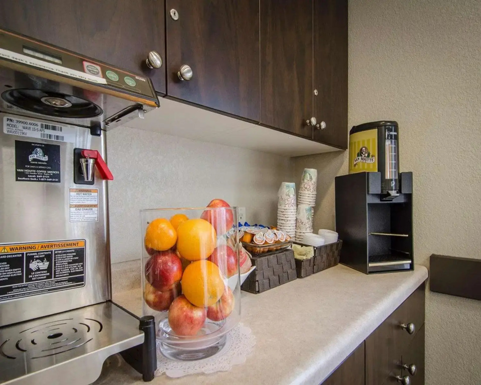 Travelodge Suites by Wyndham Estevan