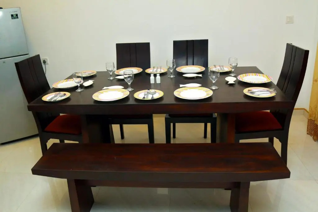 4 S Villa