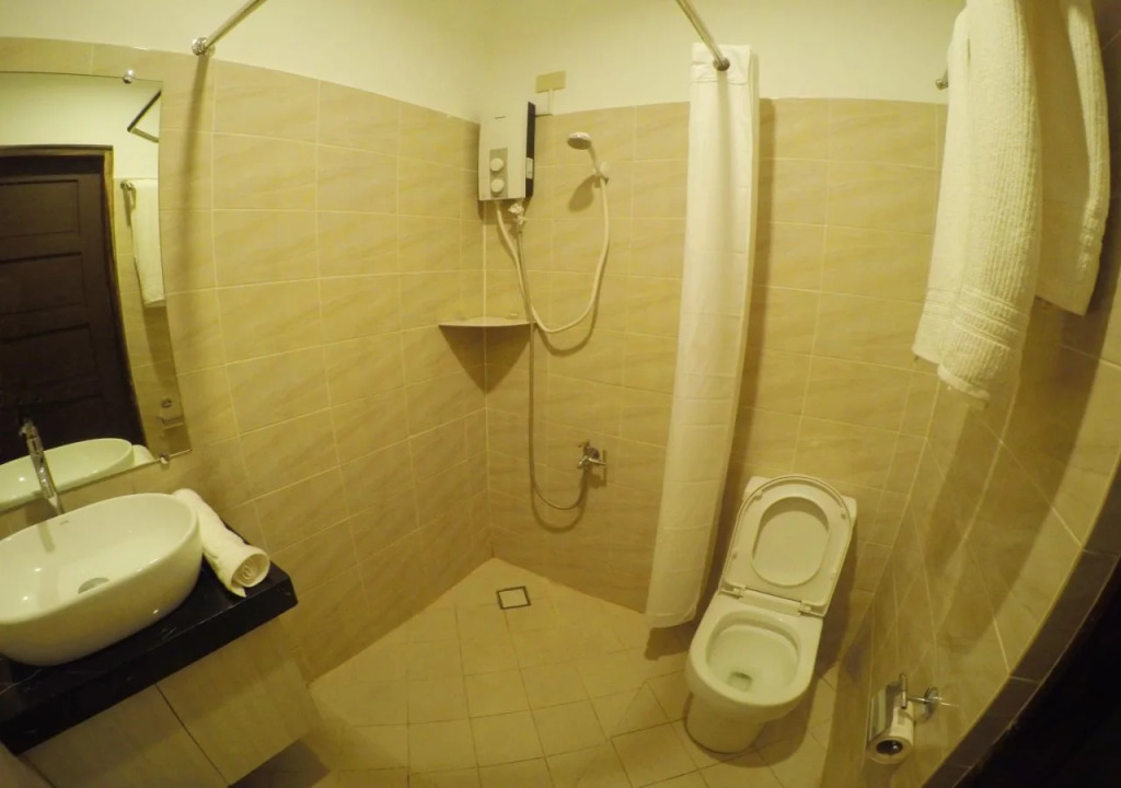 Golden Gate Suites
