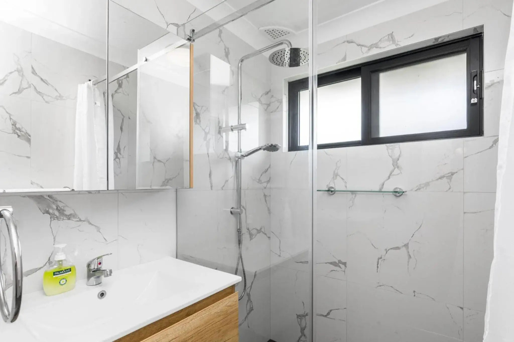 Byron Bay Accom Unit 3 5-9 Somerset Street - Summer Central