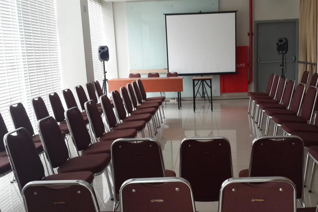 Amaris Hotel Bekasi Barat