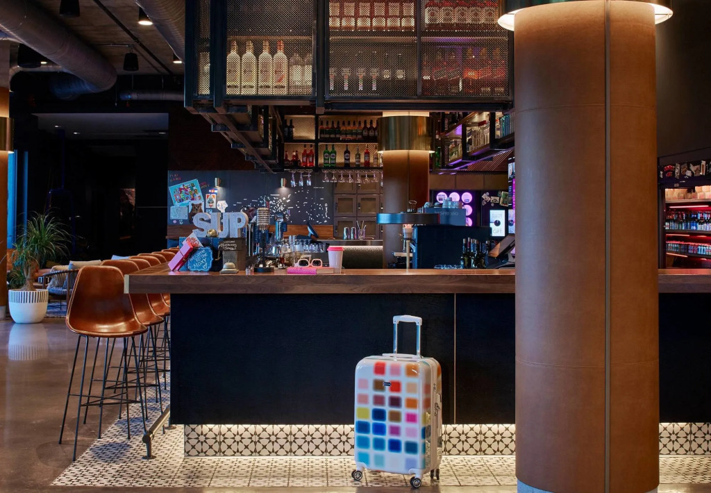 MOXY Denver Cherry Creek