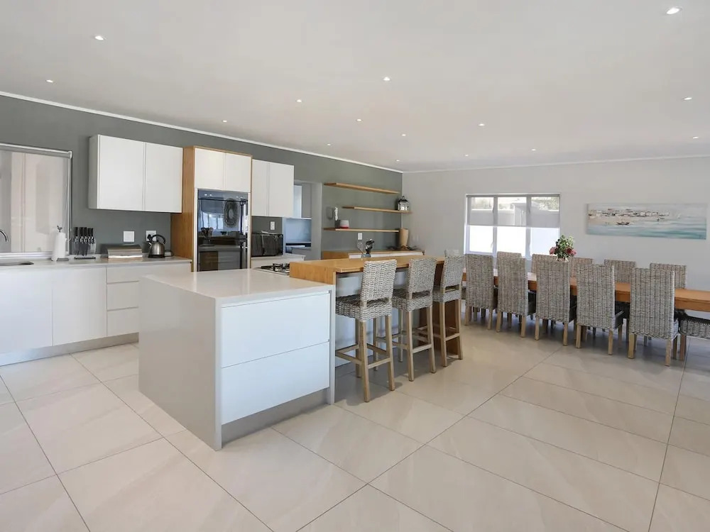 269 on Main Holiday Home
