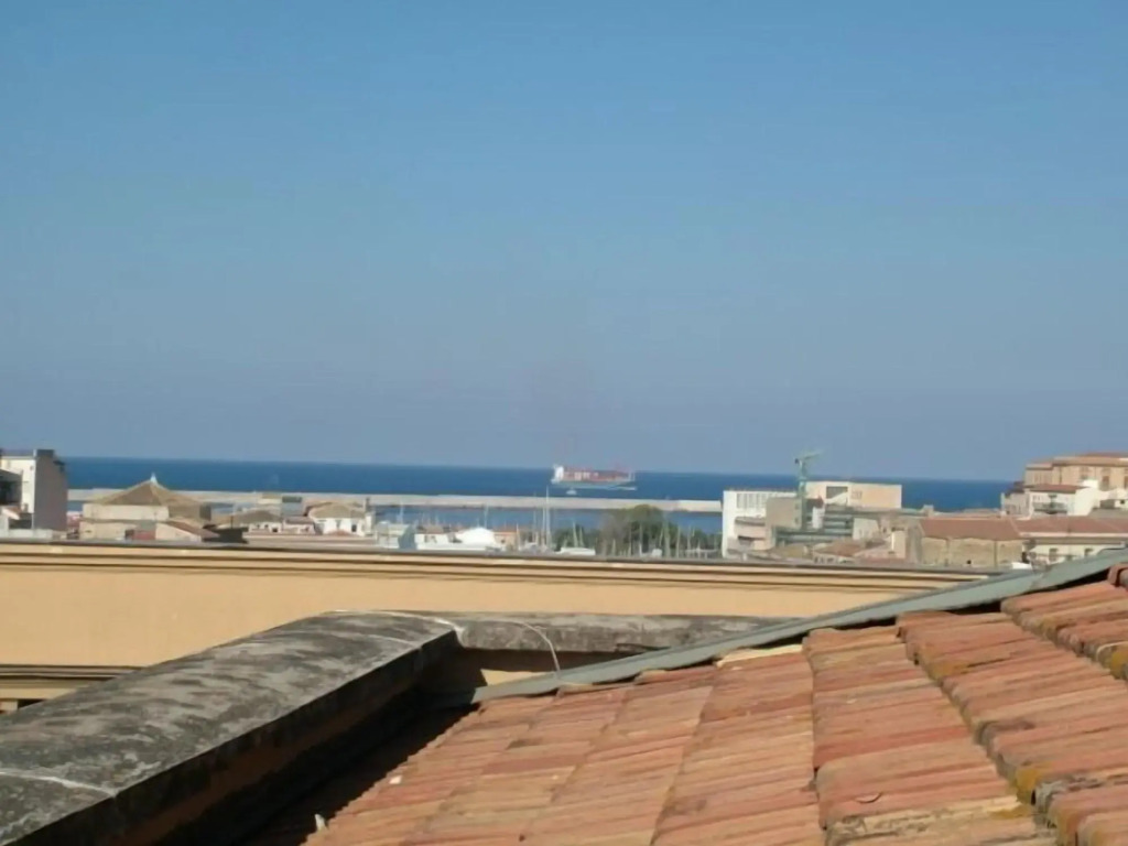 38 Aira Hotels