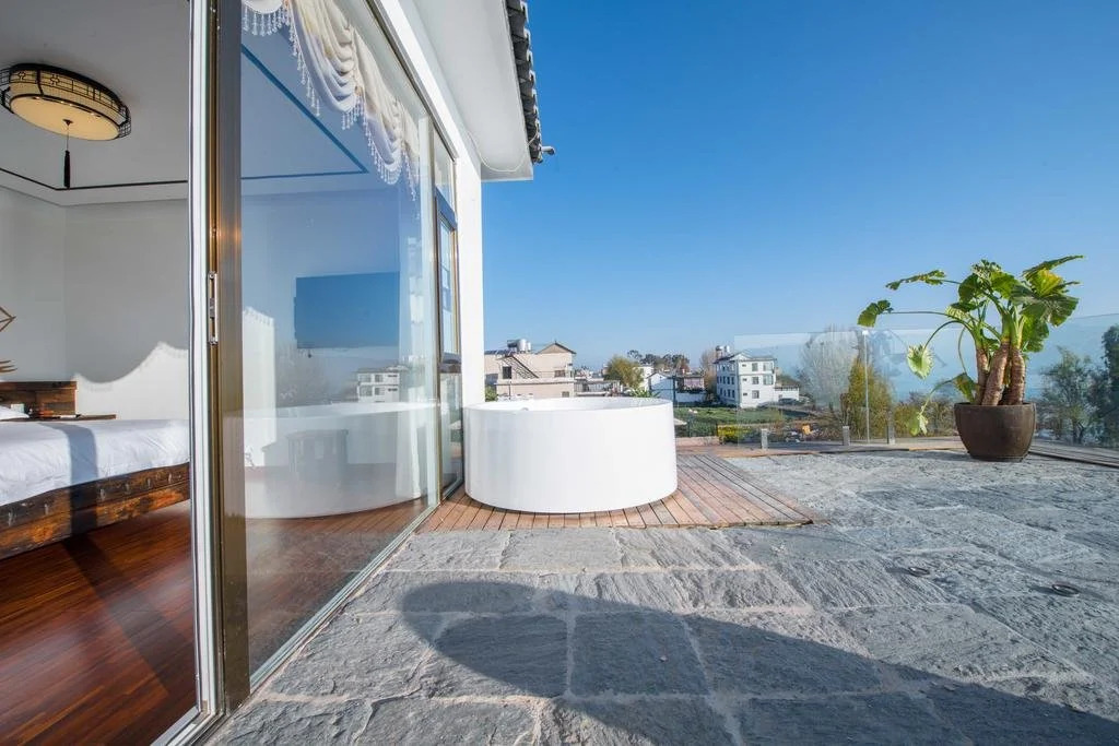 Dali No.1 Sea View Hotel