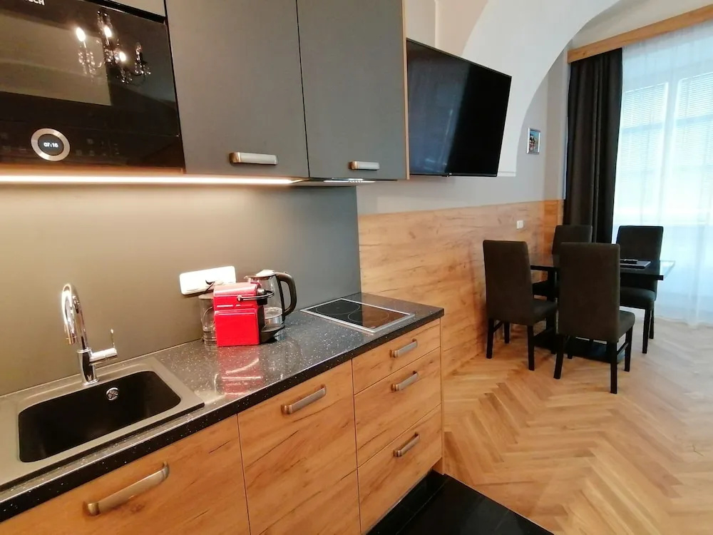 GOLDEN STAR - Premium Apartments