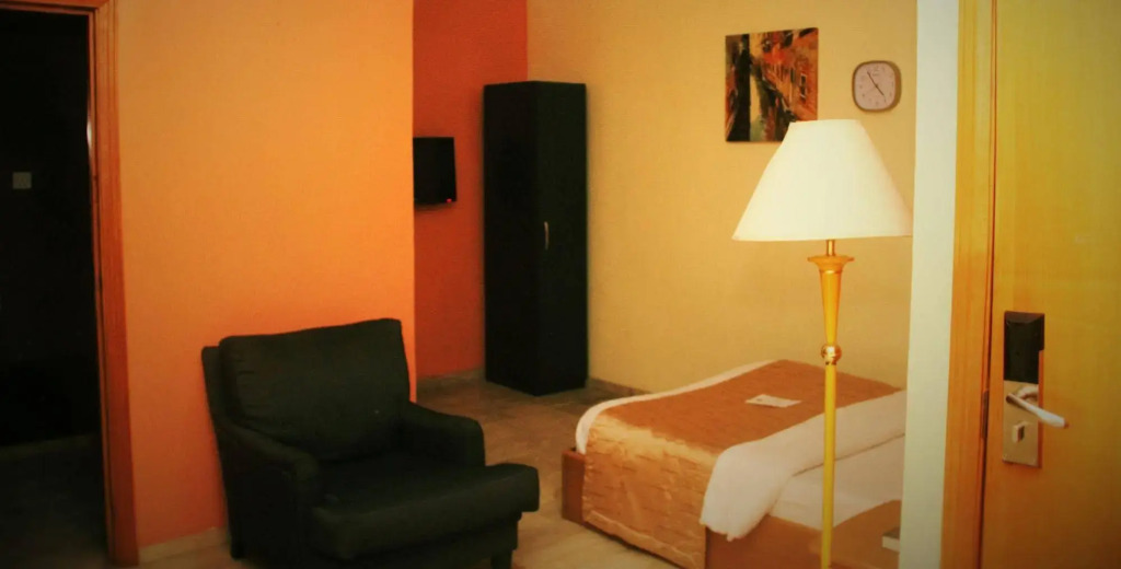 Tae Suites