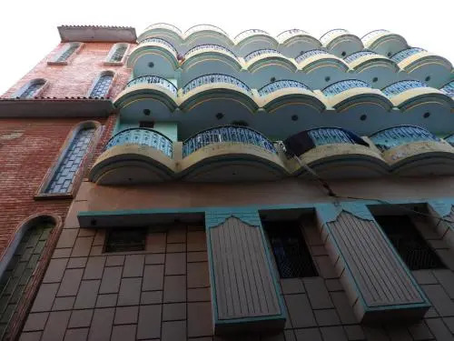 Sandhya Guest House Varanasi Near Ganga River
